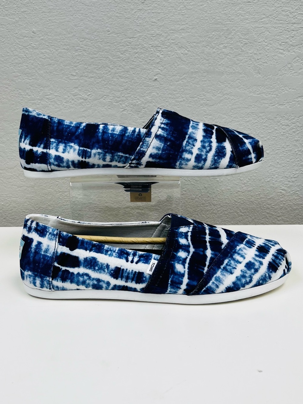 NEW! Tom’s Tie Dye Slip On Shoes - Size 11